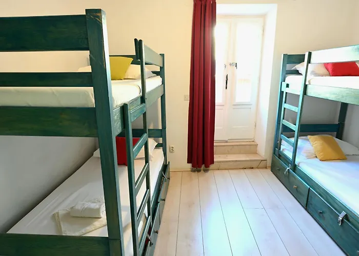 旅馆 白兔旅馆 *