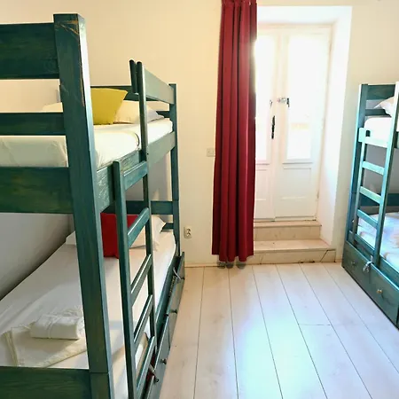 旅馆 白兔旅馆 *