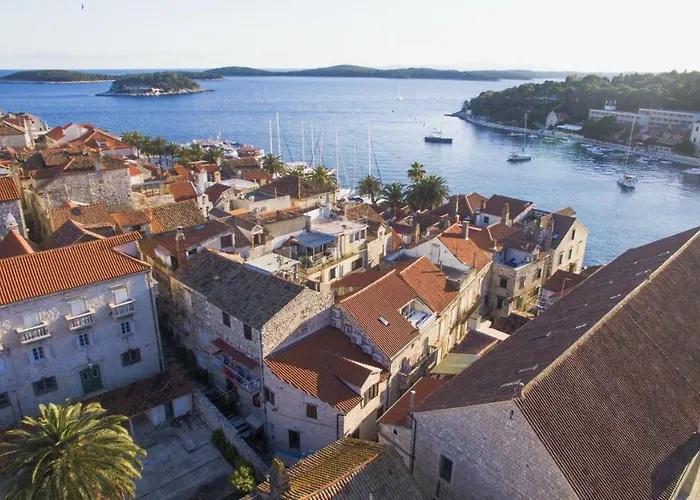 White Rabbit Hostel Hvar Town